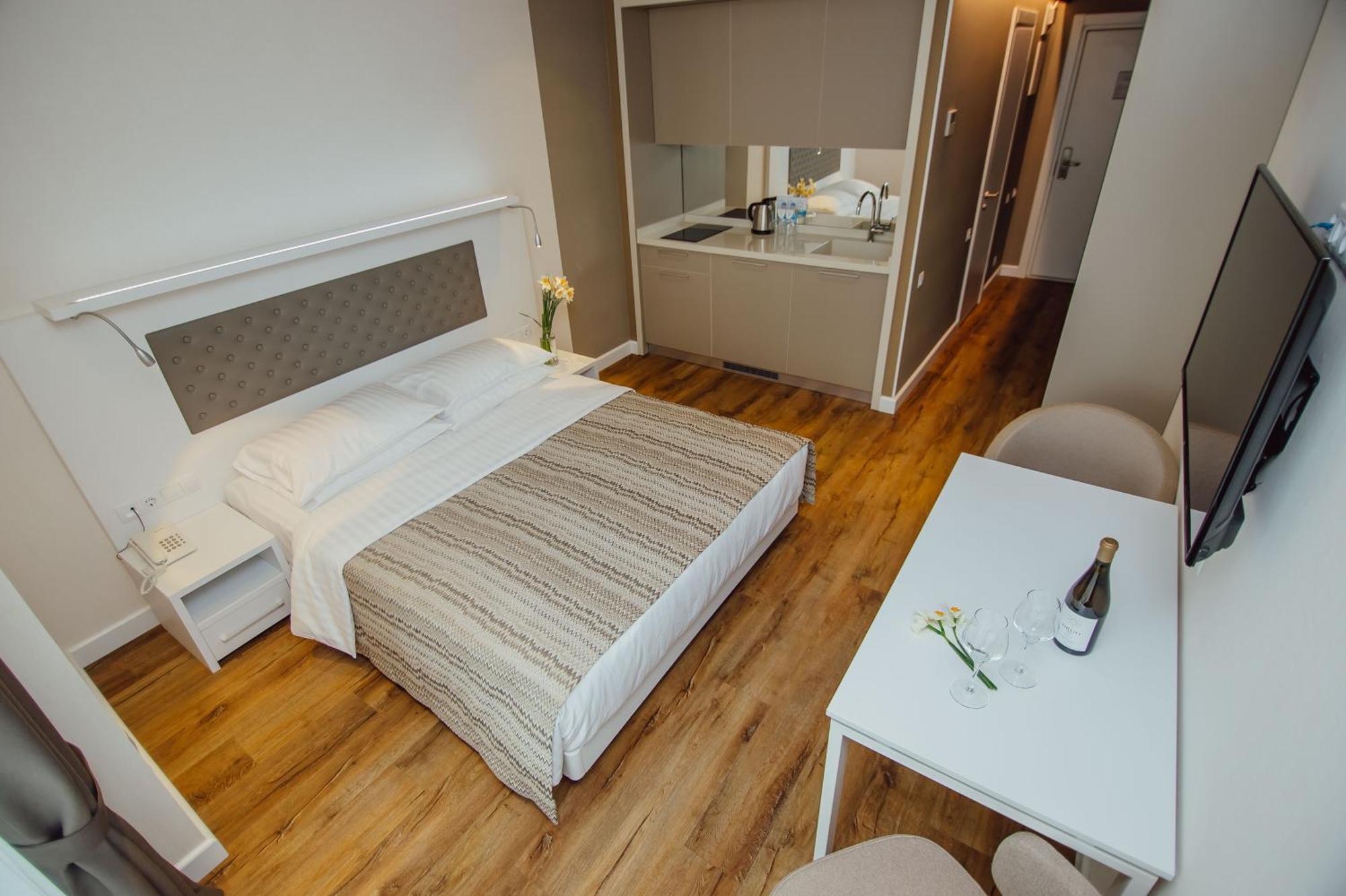 Batumi Deluxe Apartments Buitenkant foto