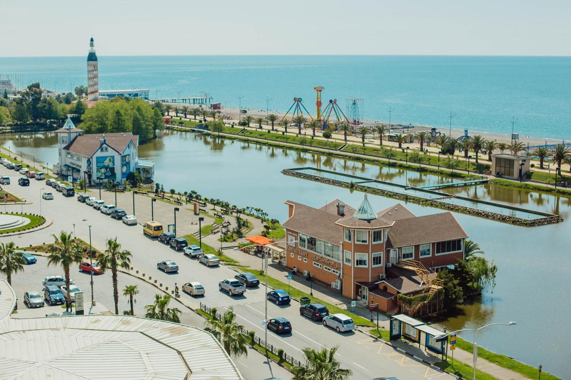 Batumi Deluxe Apartments Buitenkant foto
