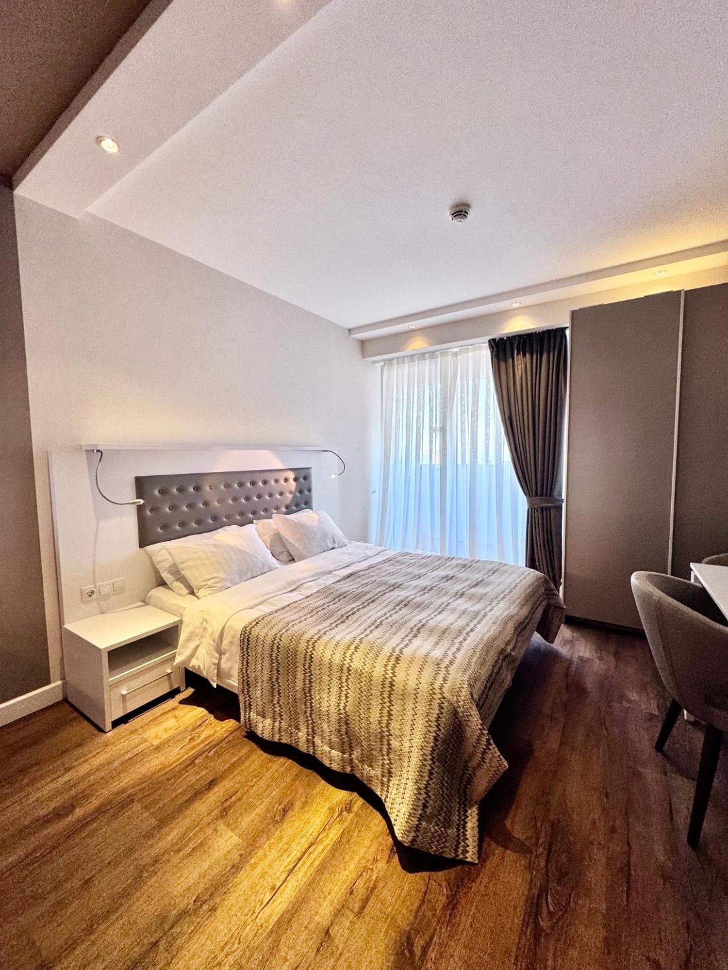 Batumi Deluxe Apartments Buitenkant foto